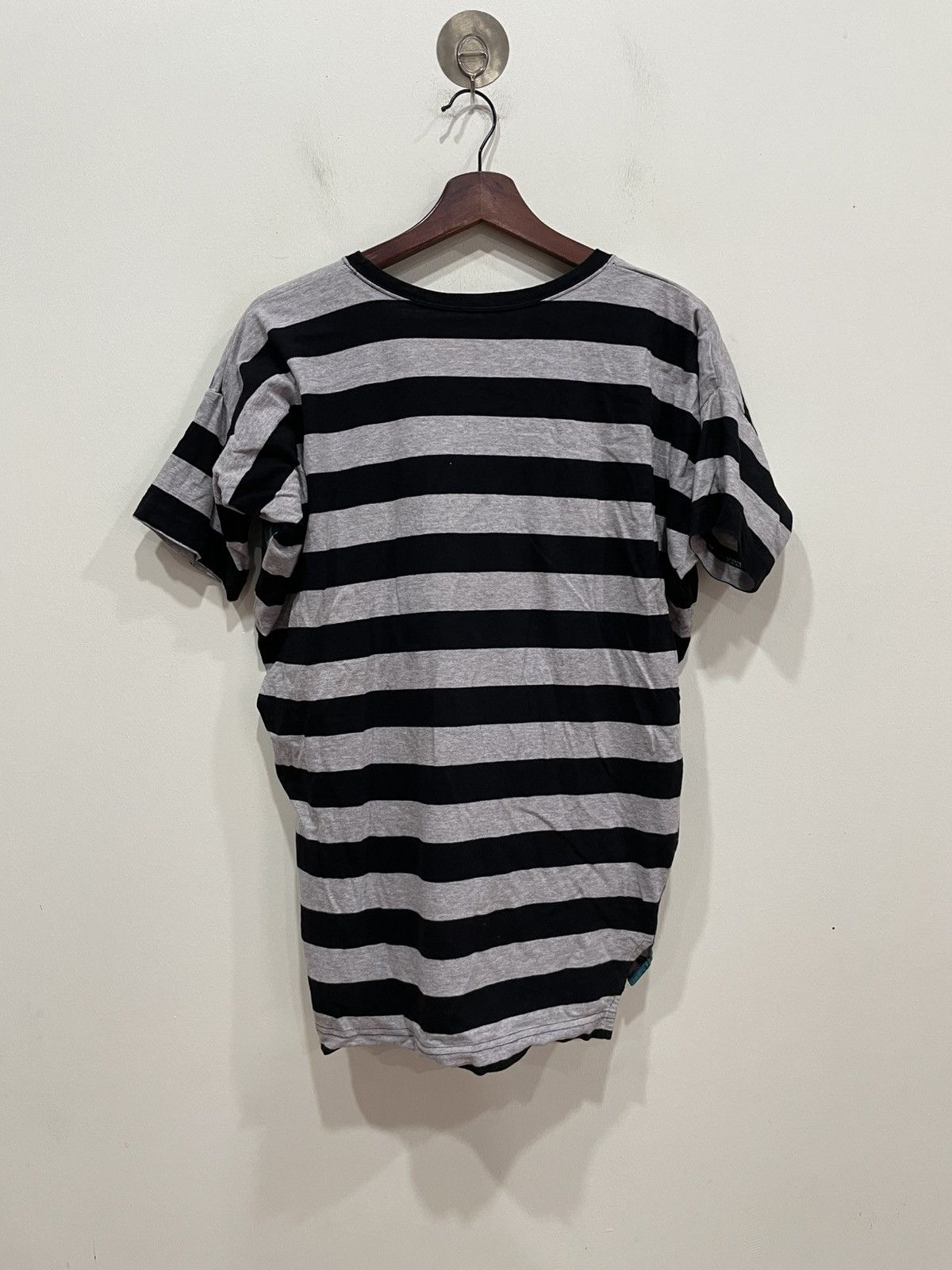 Vivienne Westwood Vivienne Westwood Tshirt Size M / US 6-8 / IT 42-44 - 2 Thumbnail
