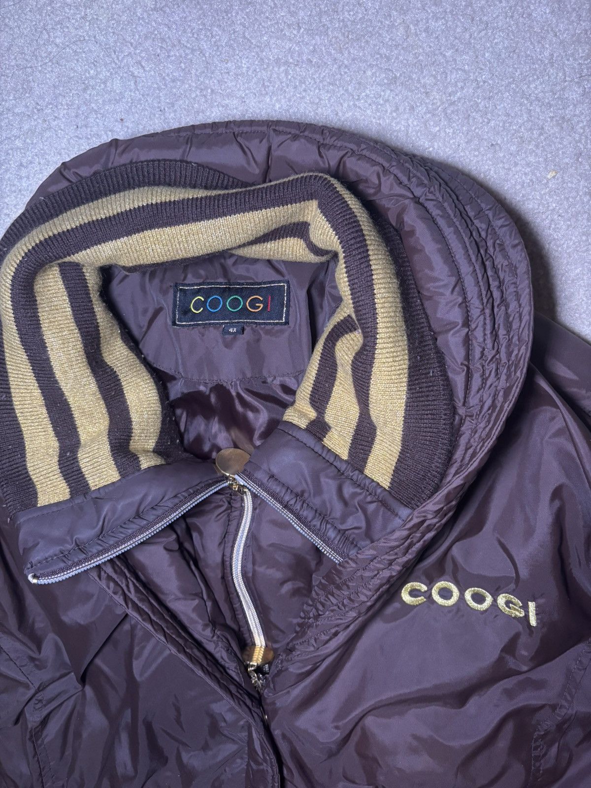 Coogi COOGI Brand 4x Logo Puffer Coat Brown Gold Full Zip Size S / US 4 / IT 40 - 8 Thumbnail