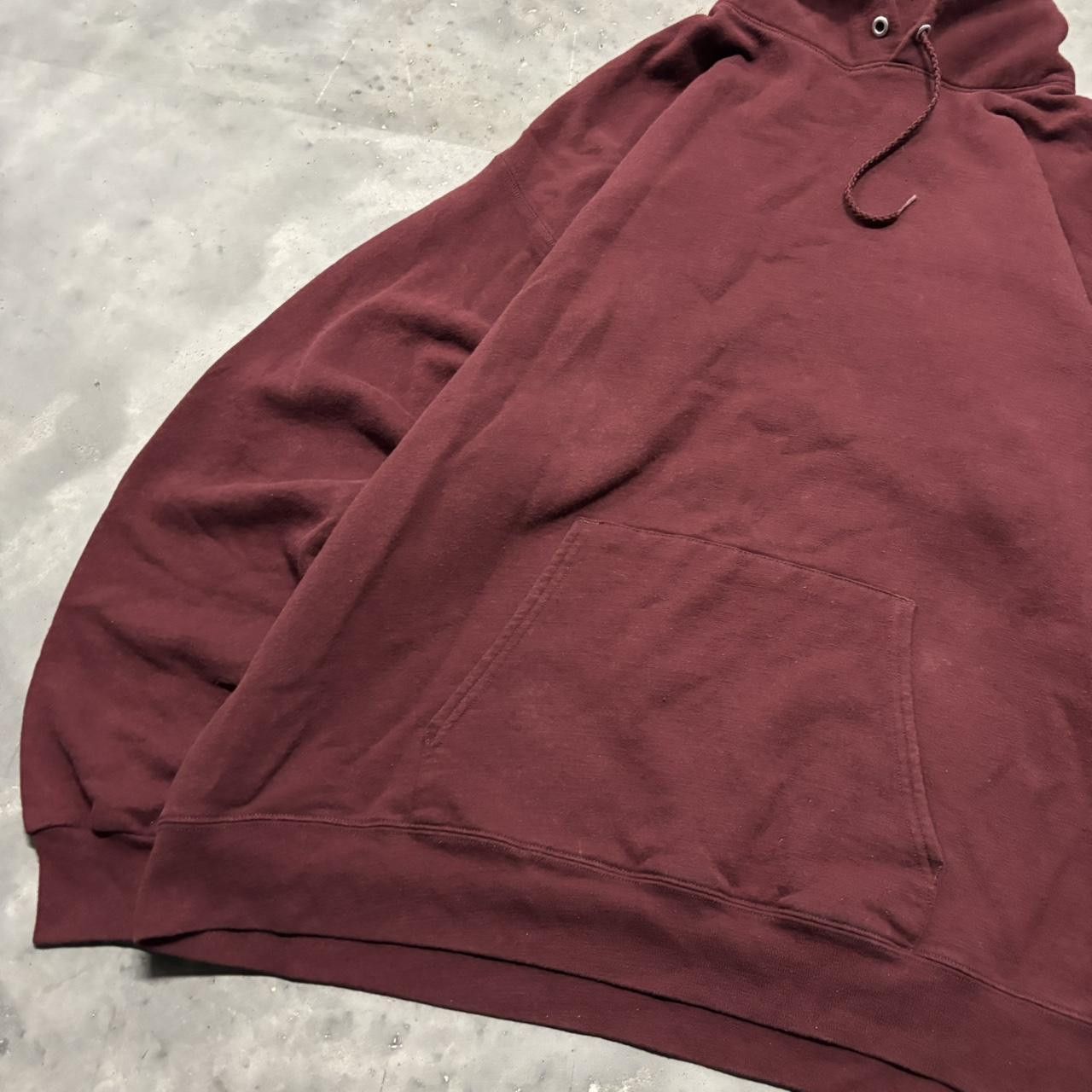 Japanese Brand × Vintage Crazy Vintage Y2K/2000s Maroon Red Blank Russell Style Heavyweight Essential Hoodie! Size US L / EU 52-54 / 3 - 3 Thumbnail