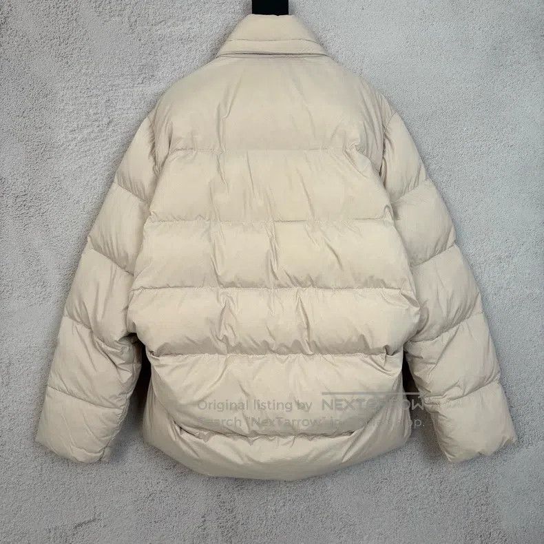 Balenciaga Balenciaga Double Hook Boomerang Bread Down Jacket Beige Size XS / US 0-2 / IT 36-38 - 2 Thumbnail