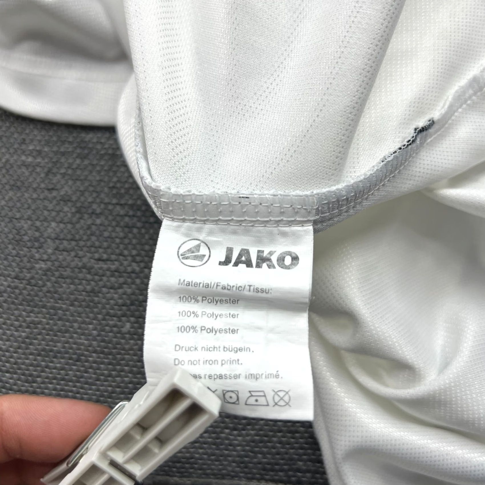 Nike VINTAGE Nike Football Jersey Mens Jako Training White 3x FC Kickers Obertshausen Short Sleeve XS? (Note: cannot determine size beyond L in original) Size US L / EU 52-54 / 3 - 6 Thumbnail