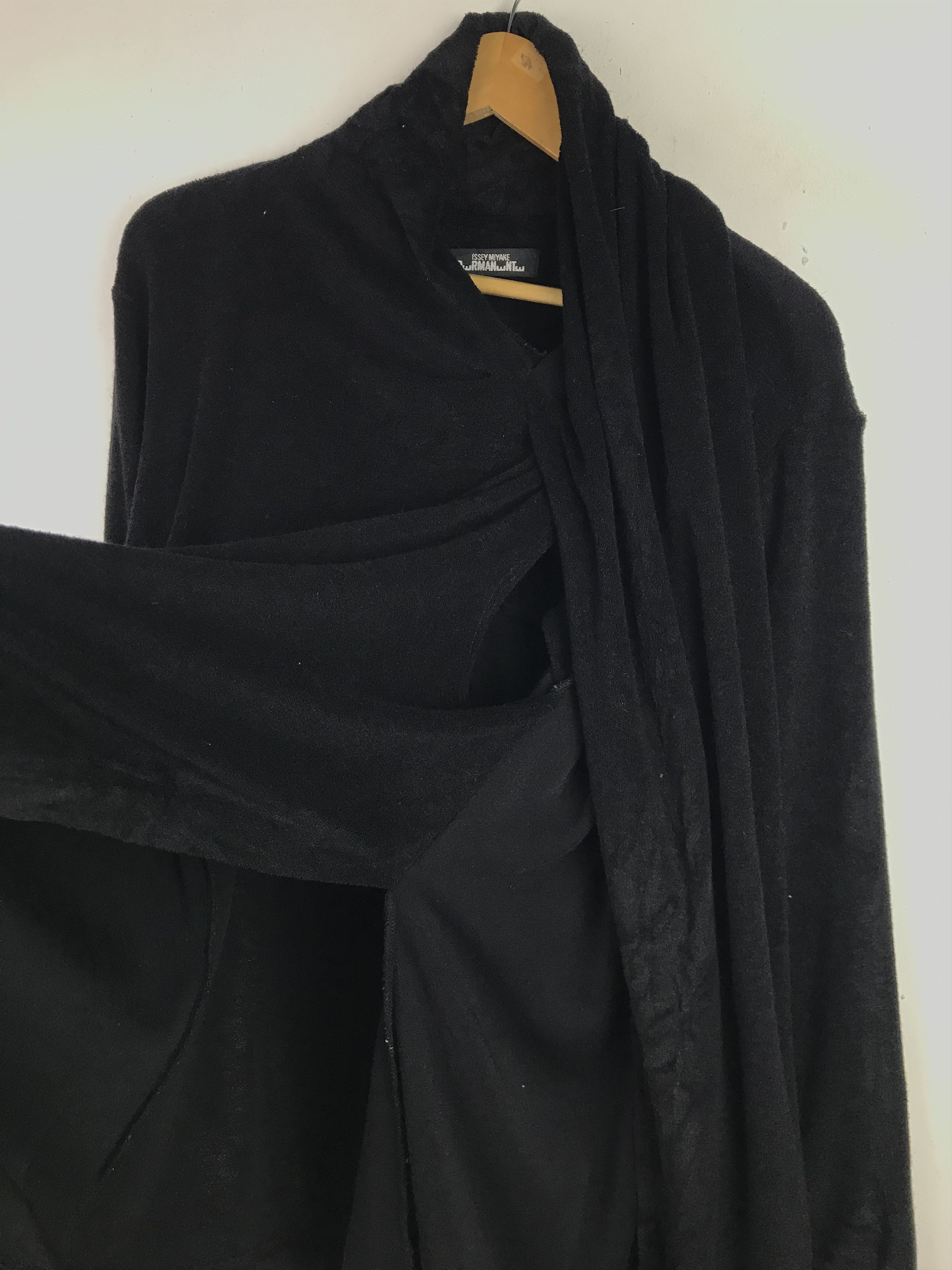 Issey Miyake Vintage Very Rare Avant Garde Issey Miyake Cardigan Size US L / EU 52-54 / 3 - 5 Thumbnail