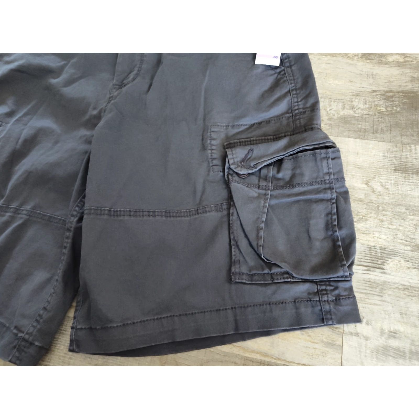 Vintage VINTAGE Aeropostale Cargo Shorts Mens Size 38 Regular Fit Blue Gray Cotton Blend Casual Travel Size US 38 / EU 54 - 6 Thumbnail
