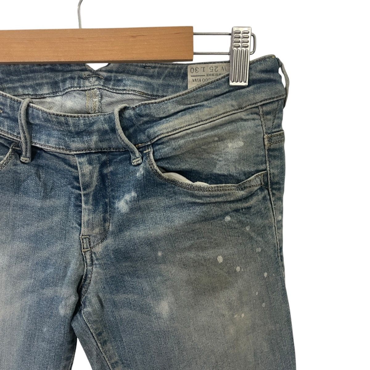 Diesel Vintage Diesel Distressed Denim Size 28" / US 6 / IT 42 - 4 Thumbnail