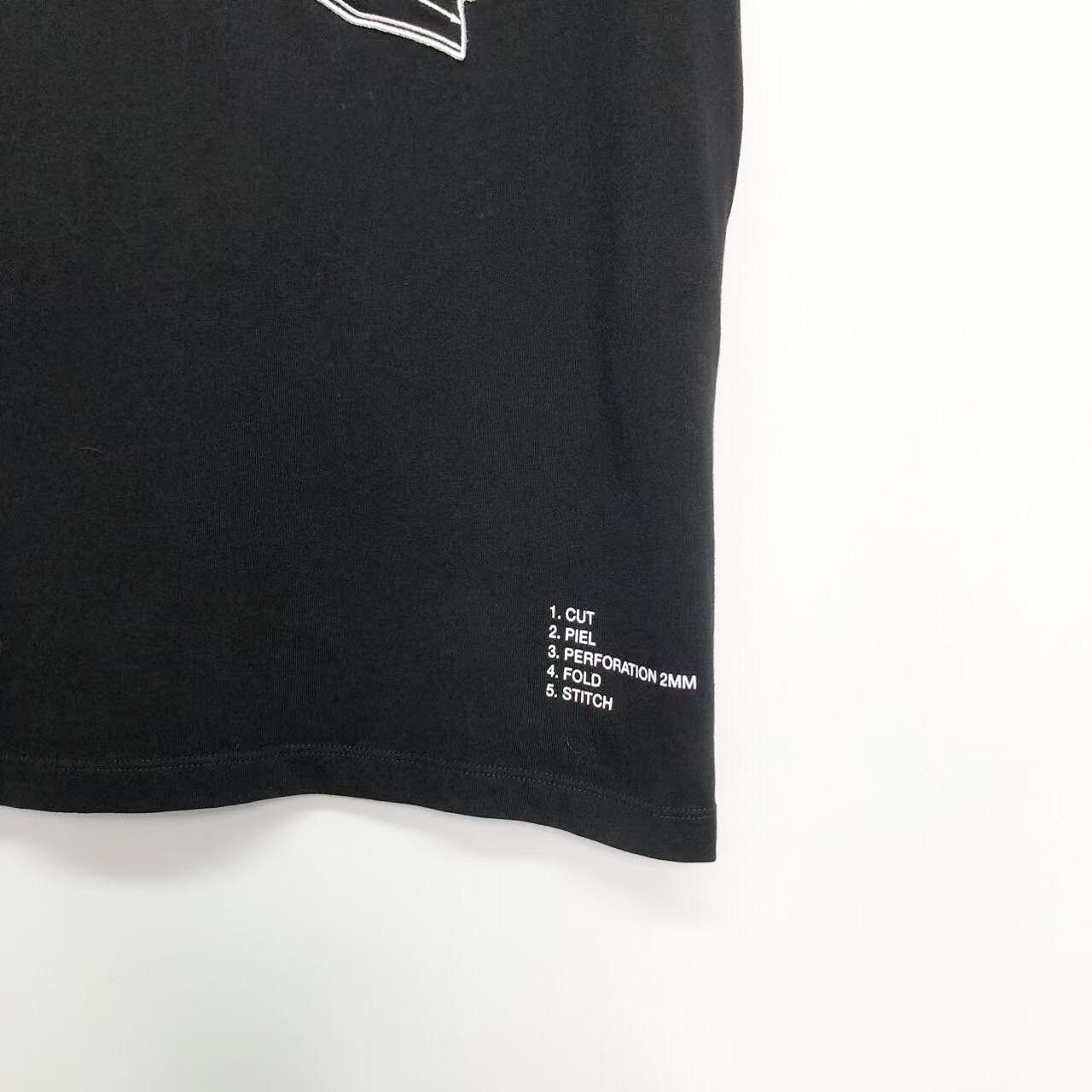 Loewe Loewe Cartoon Printed Pullover Short Sleeve T-shirt K26WX Size XS / US 0-2 / IT 36-38 - 4 Thumbnail