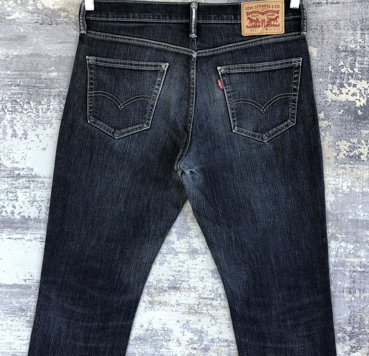 Jean × Levi's × Vintage Vintage Levi’s Dark Blue Denim Jeans Size US 32 / EU 48 - 4 Thumbnail