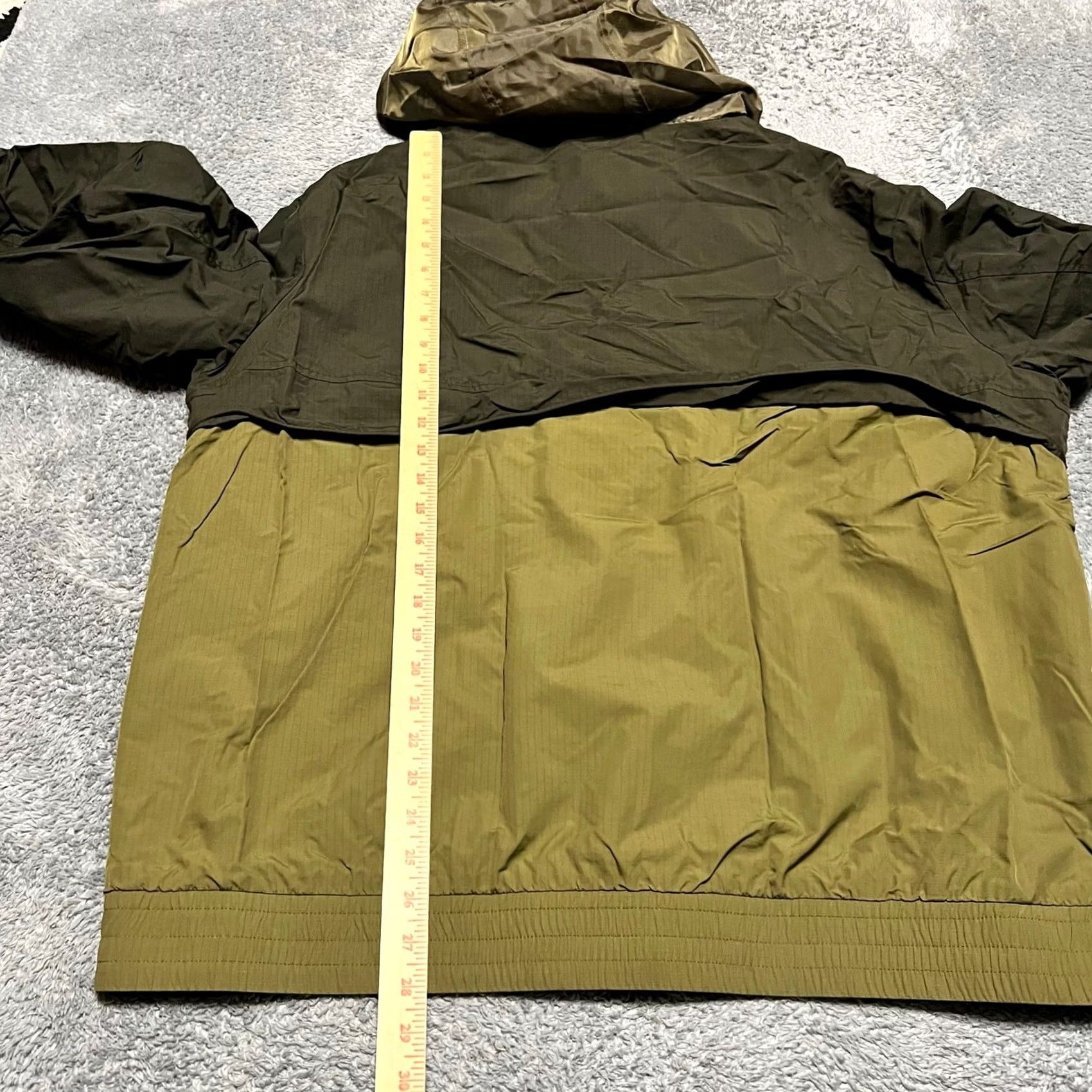 Levi's VINTAGE? (no) Levis Ripstop Jacket Mens XXL Green Nylon Hooded Coat Outdoor Coat, Military Jacket Mens 2XL Green Nylon Ripstop Coat Size US XXL / EU 58 / 5 - 6 Thumbnail