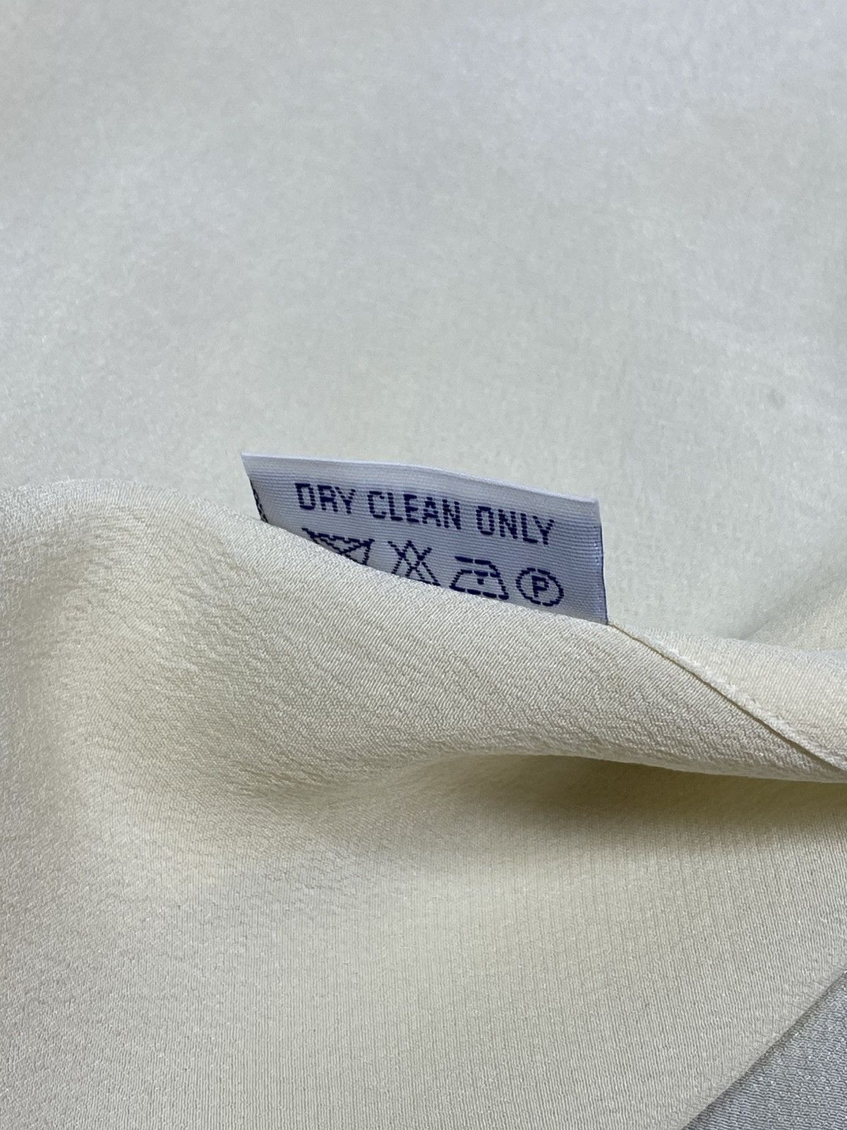 Brioni Brioni Silk Long Sleeve Shirt Size US L / EU 52-54 / 3 - 23 Thumbnail