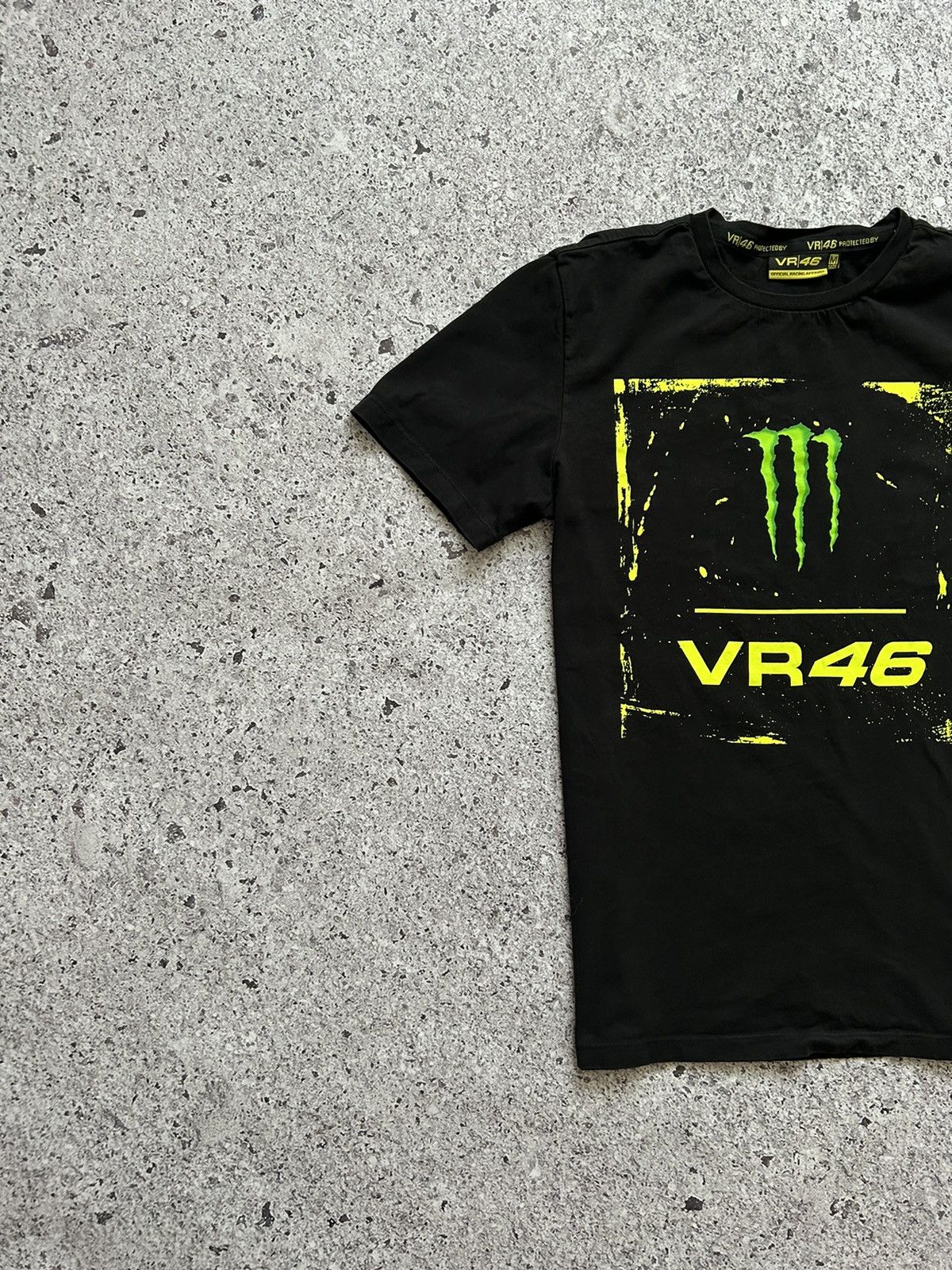 Vintage Vintage Valentino Rossi VR 46 MONSTER ENERGY T-shirt Size US M / EU 48-50 / 2 - 3 Thumbnail