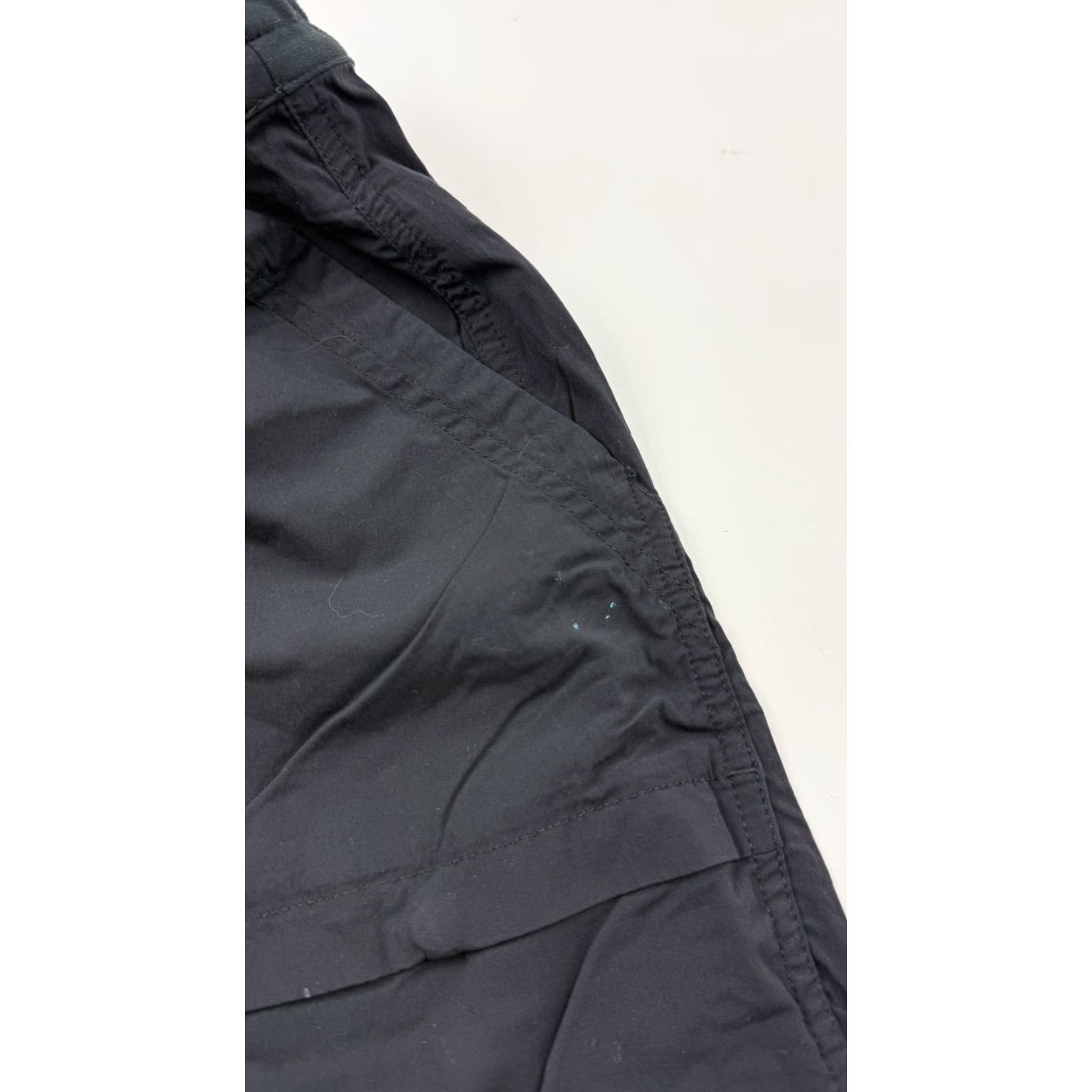 Vintage REI Co-op Shorts Mens M Black Nylon Quick Dry Pockets Hiking Elastic Waist Regular Fit Womens? Size US 31 - 5 Thumbnail