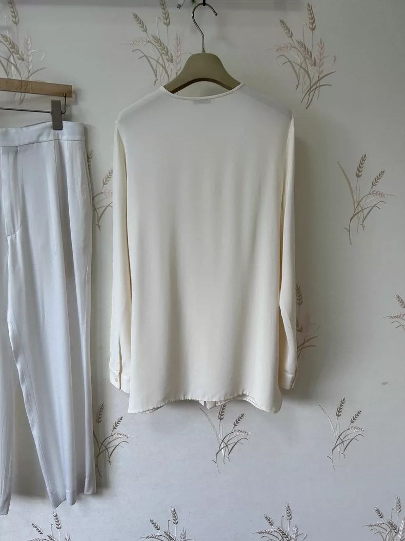 Loro Piana LORO PIANA Creamy heavy silk top Size L / US 10 / IT 46 - 3 Thumbnail