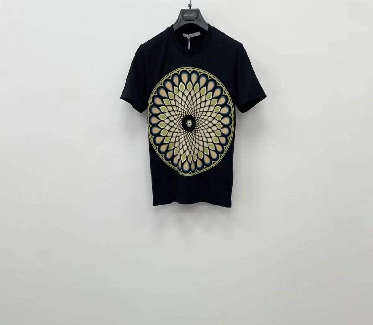 Givenchy Givenchy 100% Cotton Short Sleeve T-shirt J30 Size US S / EU 44-46 / 1 - 1 Thumbnail