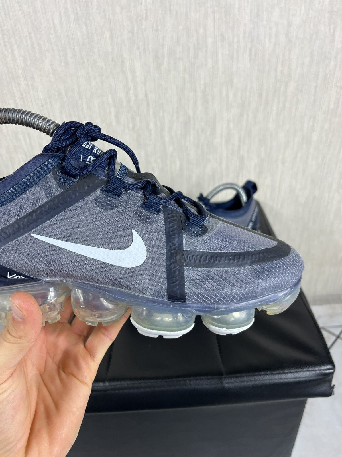 Nike Nike air vapormax 2019 obsidian pure platinum sneakers shoes Size US 7 / EU 40 - 4 Thumbnail