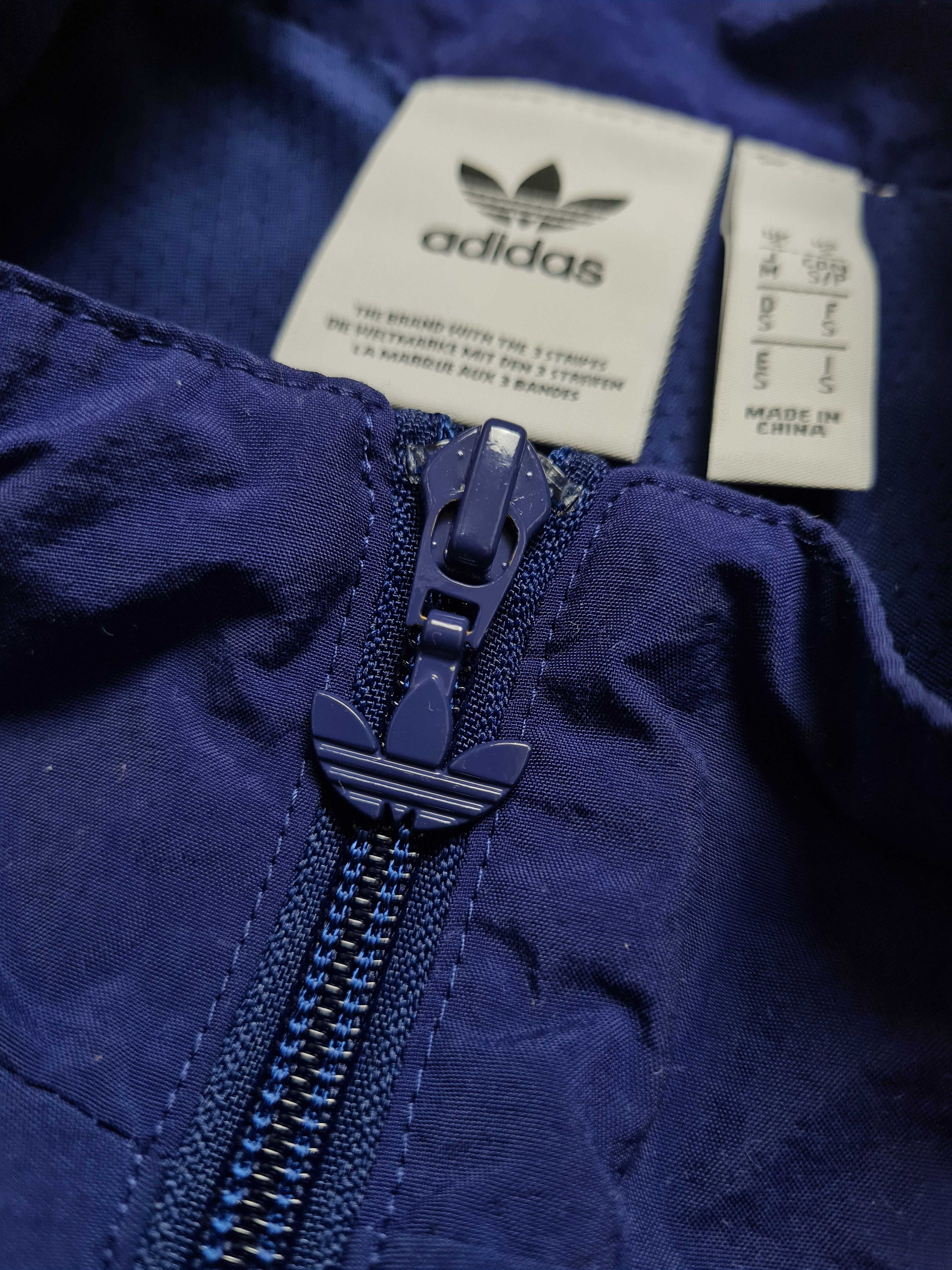 Adidas Vintage Adidas Originals mens Archive Woven Track Top Size US S / EU 44-46 / 1 - 9 Thumbnail