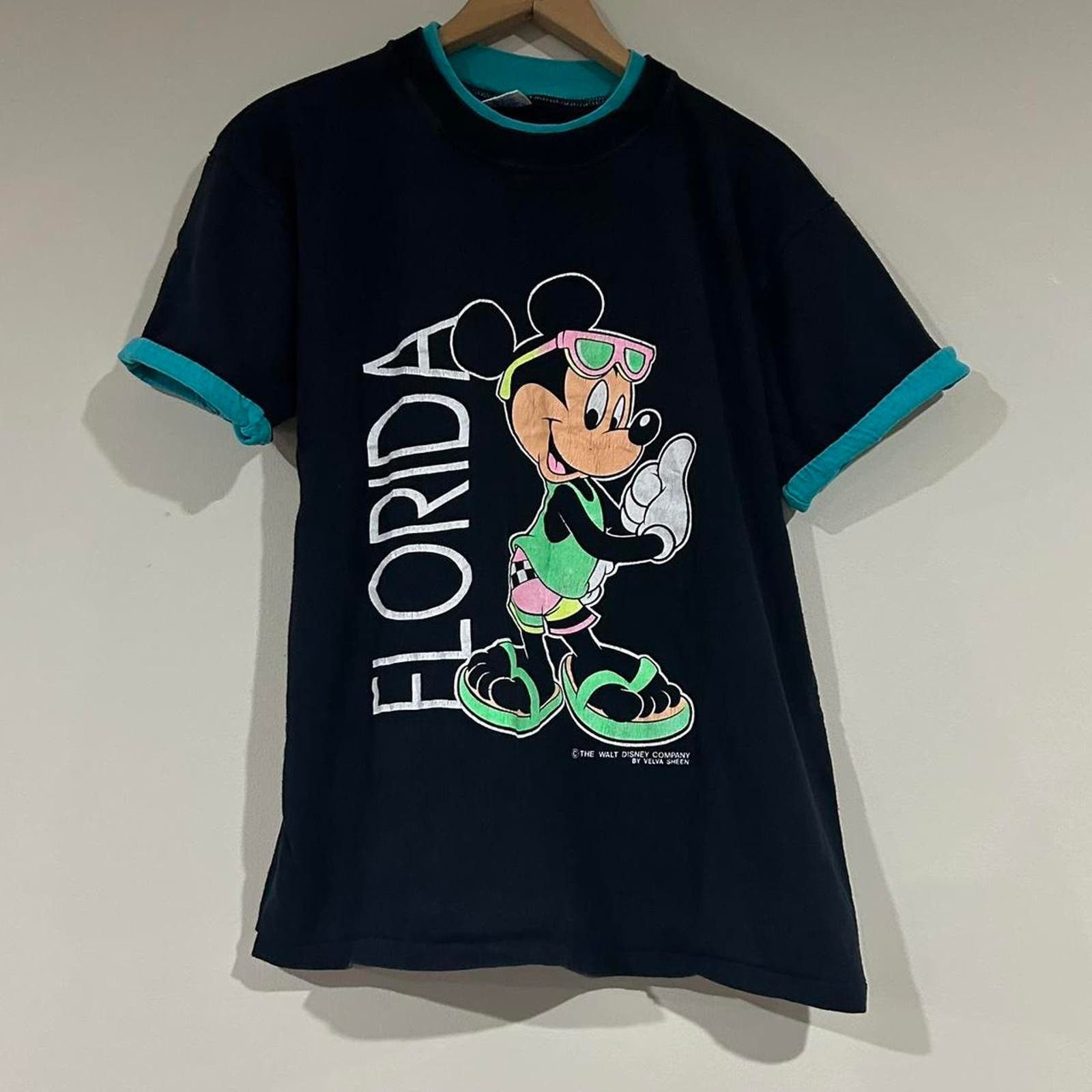 Velva Sheen Vintage Mickey Mouse Beach Florida Tee Shirt Size US S / EU 44-46 / 1 - 1 Preview