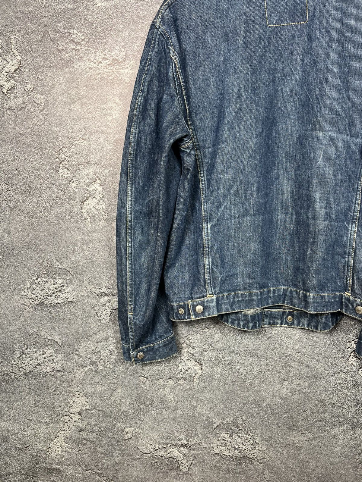 Levi's Vintage Levi’s Engineered Denim Jacket Size US L / EU 52-54 / 3 - 17 Thumbnail