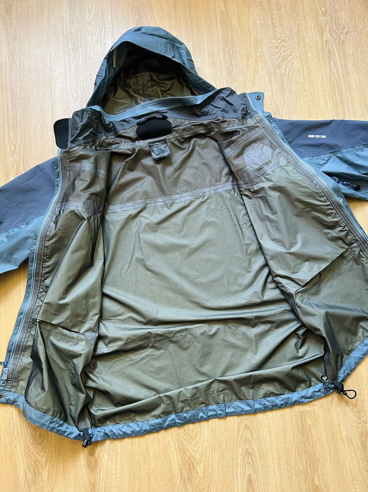 Arc'teryx × Vintage ARC’TERYX KAPPA SMOKE 2001 VINTAGE GORETEX XCR JACKET Size US L / EU 52-54 / 3 - 10 Thumbnail