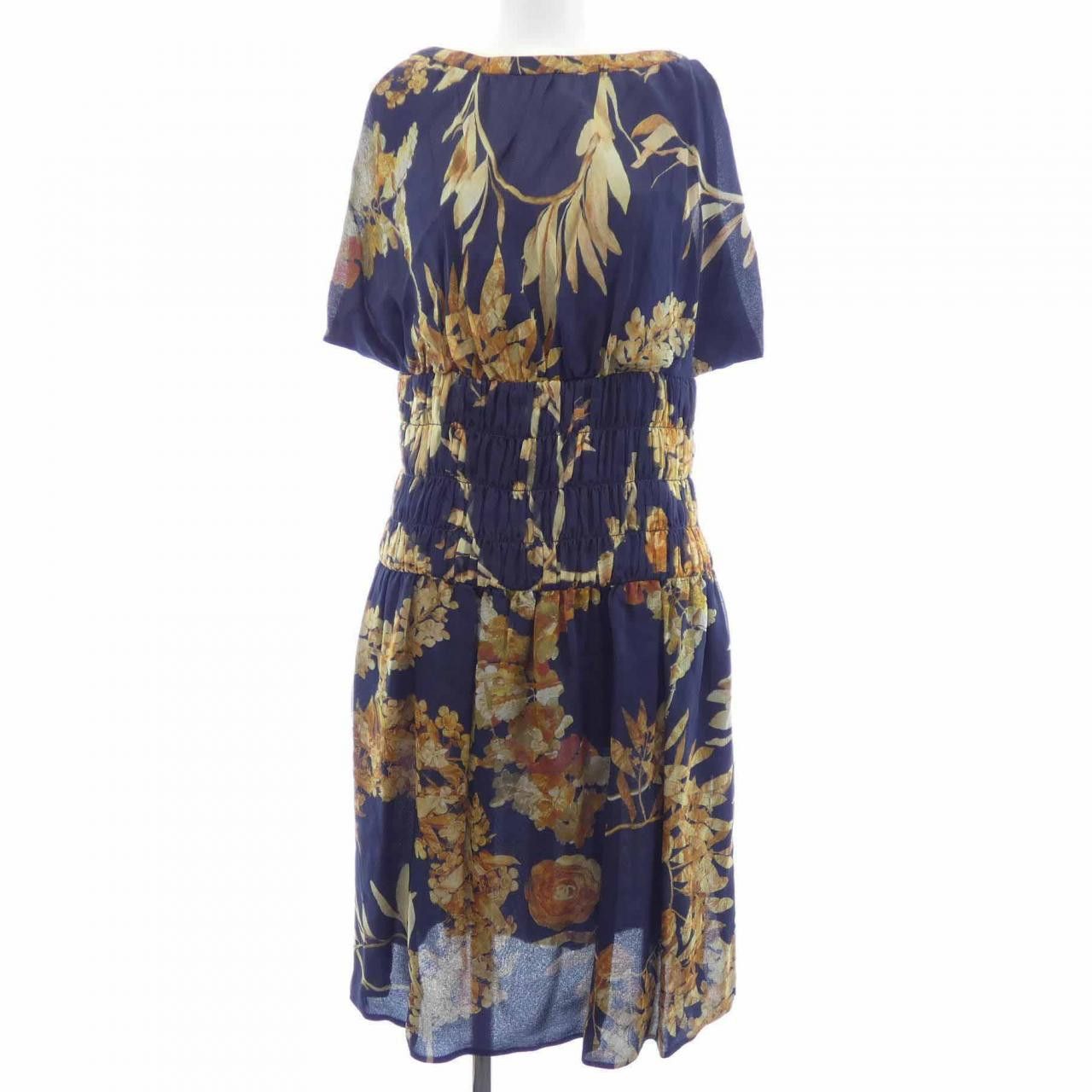 Chanel Chanel Chanel Silk Dress Textile Dresses P57962V43964 DUTY FREE for USA Size ONE SIZE - 1 Thumbnail