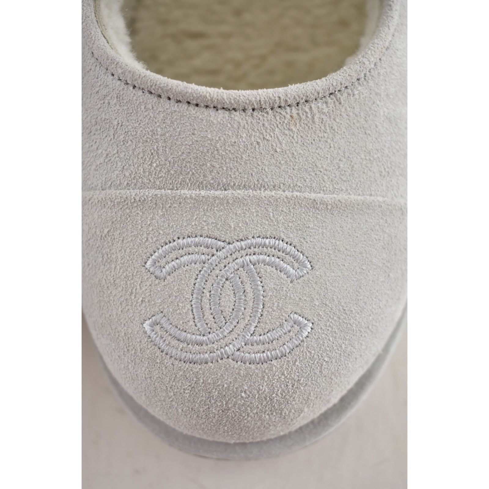 Chanel Chanel Shearling Mary Jane Moccasin Ballet Loafer Flat 38 Size US 8 / IT 38 - 9 Thumbnail