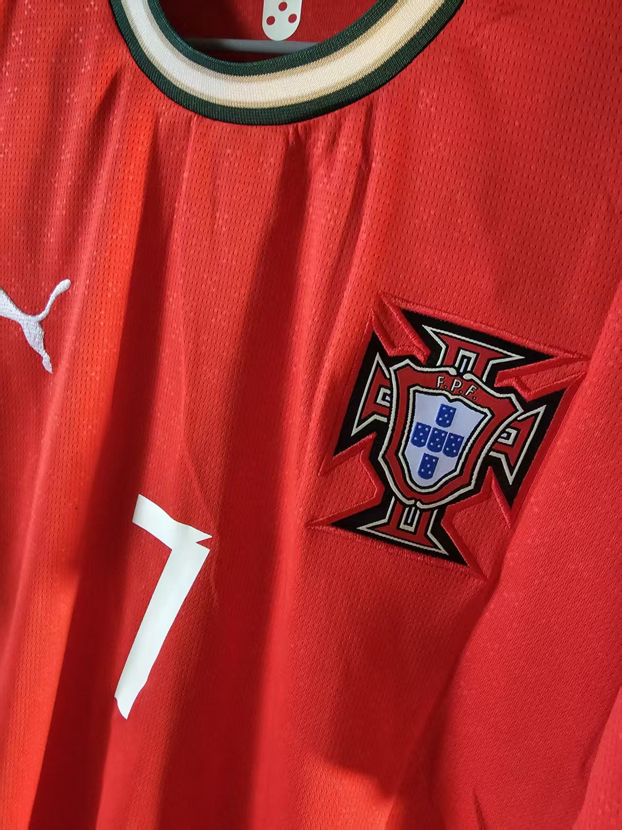 Other 25 Portugal C Ronaldo Jersey Home Size US L / EU 52-54 / 3 - 7 Thumbnail