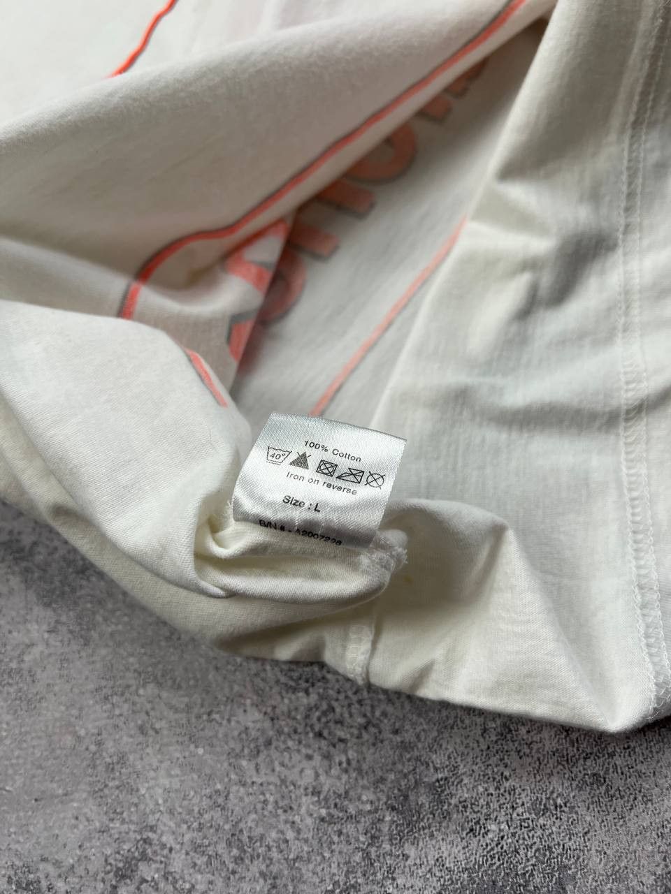 Mercedes-Benz Mercedes-Benz McLaren Racing Vodafone Tee Y2K Size US L / EU 52-54 / 3 - 11 Thumbnail