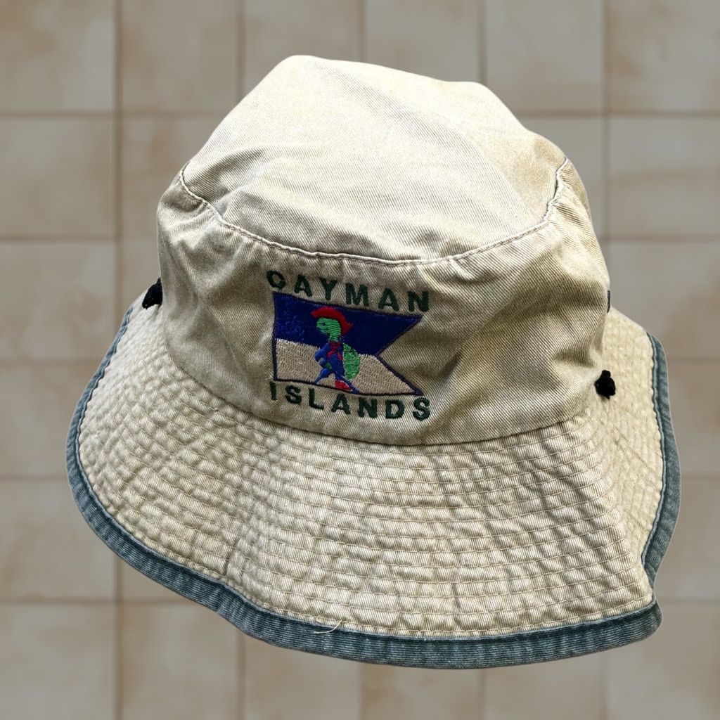 Etro VINTAGE CSI CAYMAN ISLANDS Bucket Hat Men's Beige Cap One Size Retro Size ONE SIZE - 1 Thumbnail