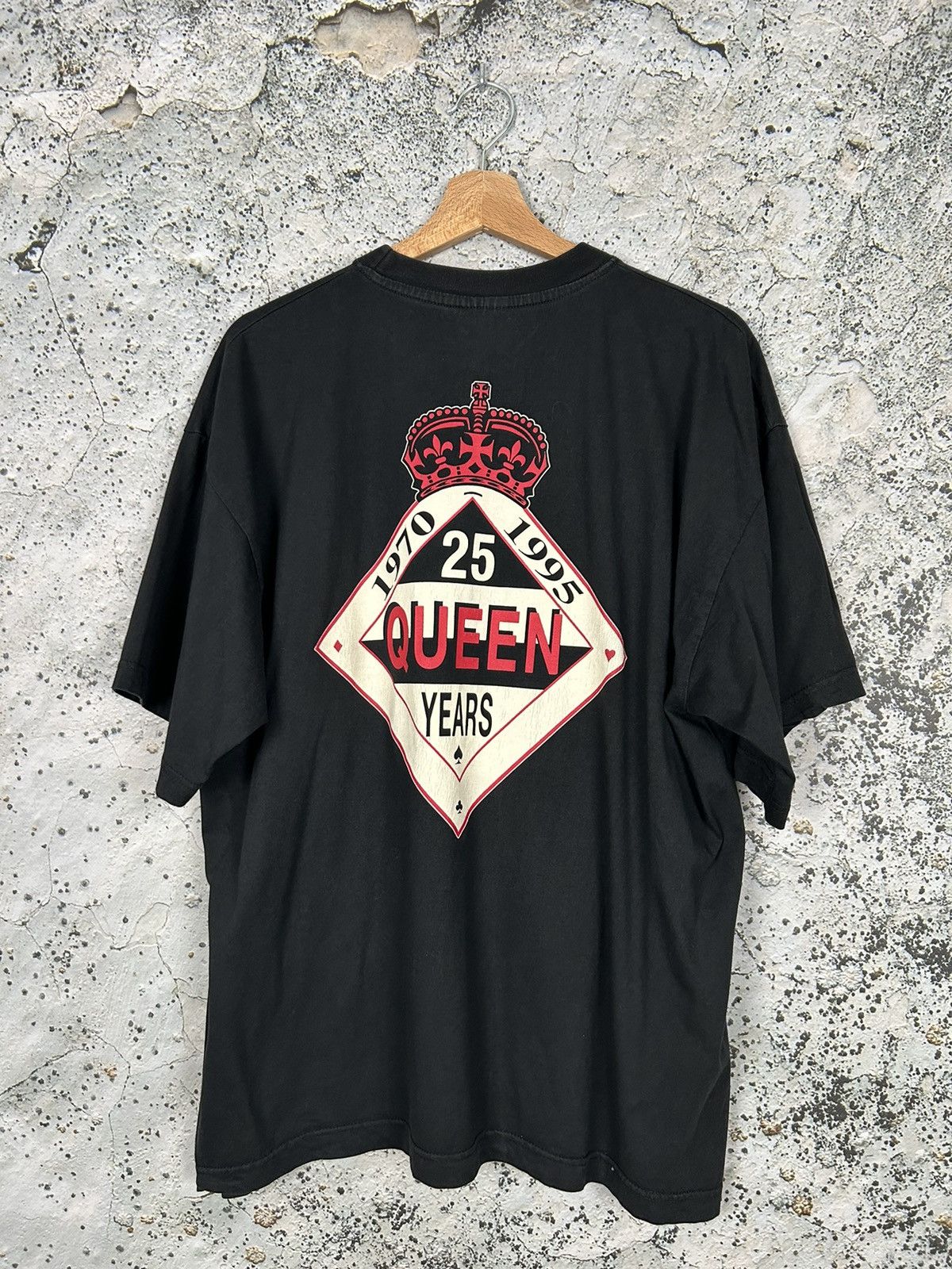 Band Tees Vintage Queen 1995 Ultra Rare Rock Band Tee Graphic 90s Size US XL / EU 56 / 4 - 4 Thumbnail