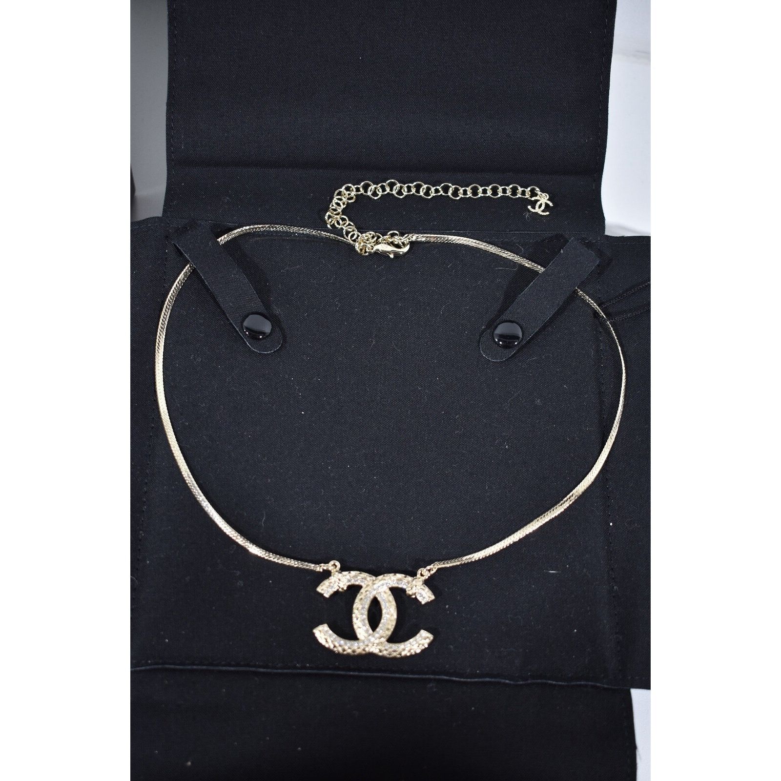 Chanel Chanel 22S Gold Metal Crystal Chain Pendant Choker Necklace Size ONE SIZE - 9 Thumbnail