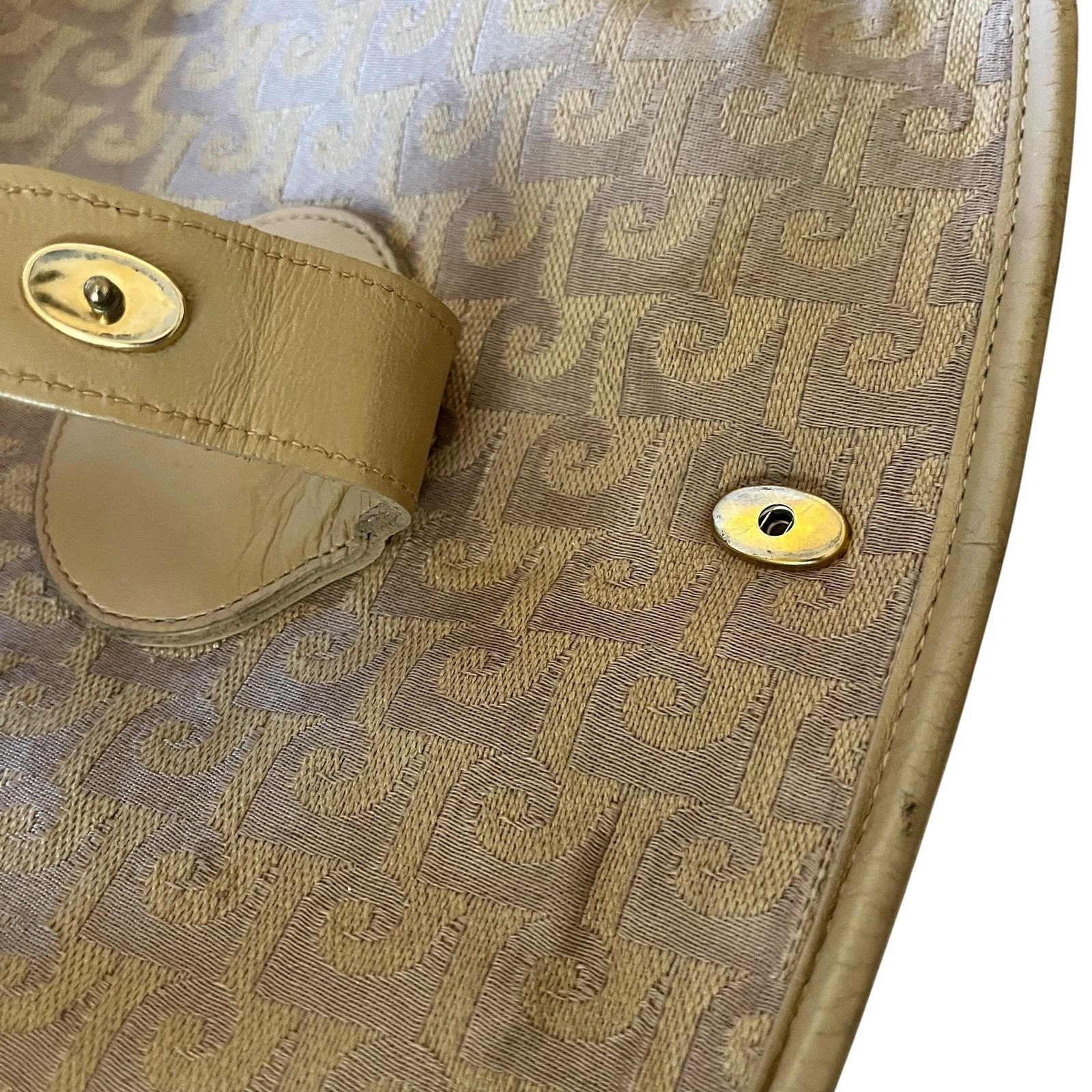 Pierre Cardin × Vintage Pierre Cardin Vintage Jacquard Beige Leather Foldover Tote Size ONE SIZE - 8 Thumbnail