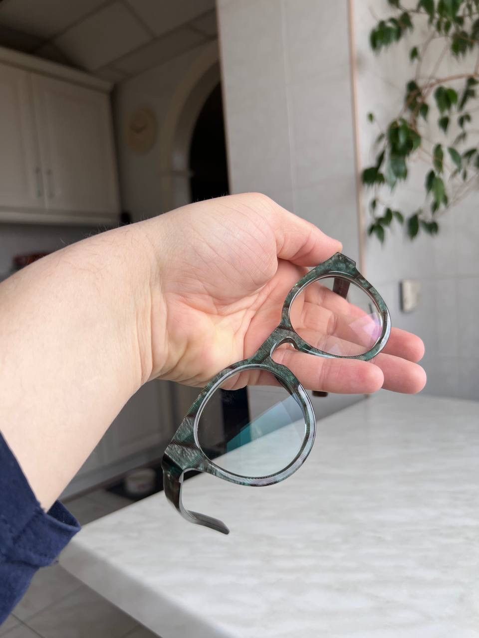 AHLEM Eyewear Ahlem Barbes Green Rhombus Eyeglasses Frame Unisex France Size ONE SIZE - 10 Thumbnail
