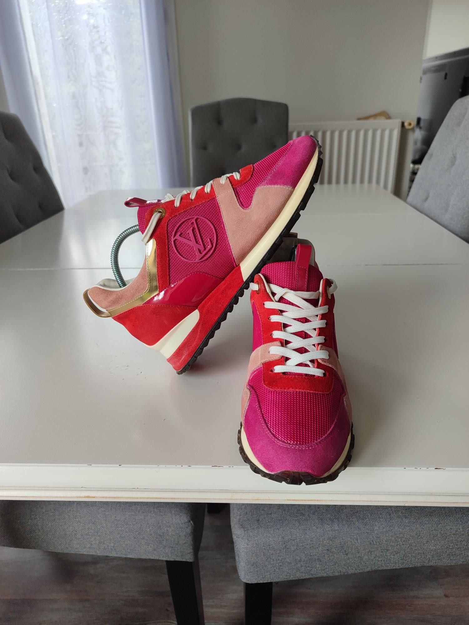 Louis Vuitton BASKETS LOUIS VUITTON RUN AWAY ROUGE FUSCHIA Size US 8 / IT 38 - 6 Thumbnail