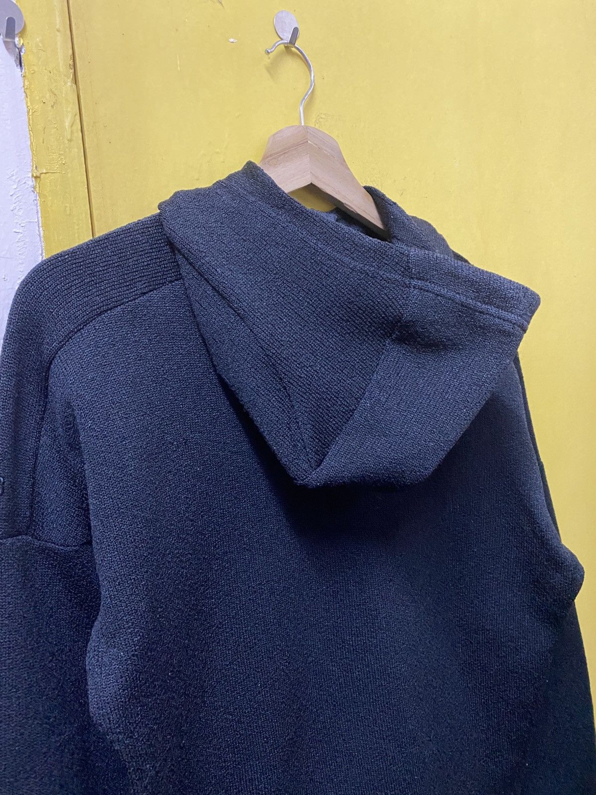 Adidas Adidas Sweater Hodie Small Logo Black Colour Size US S / EU 44-46 / 1 - 3 Thumbnail