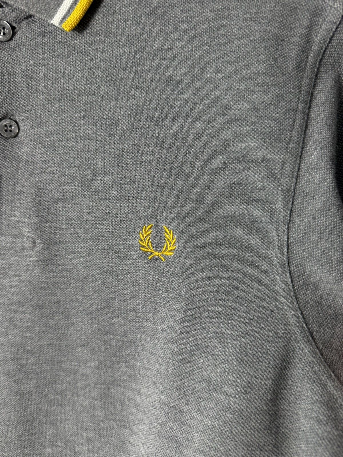 Fred Perry Fred Perry Twin Tipped Polo Shirt Grey Yellow Slim Fit Size US S / EU 44-46 / 1 - 5 Thumbnail