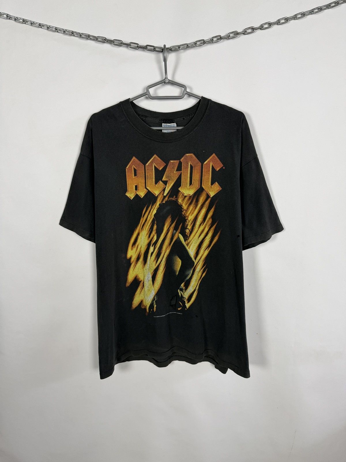 AC/DC Vintage 2001 AC/DC Bonfire Faded Distressed Band Rock Tee XL Size US XL / EU 56 / 4 - 1 Thumbnail