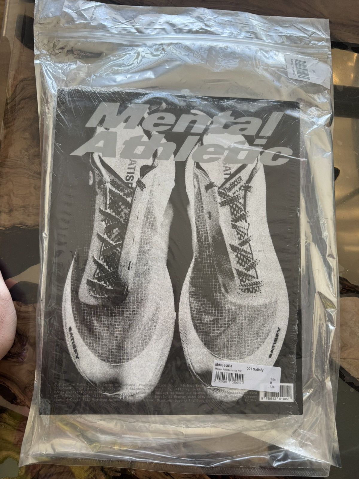 Satisfy Satisfy Running Mental Athletic Issue 3 - Coffee Table Book Size ONE SIZE - 3 Thumbnail