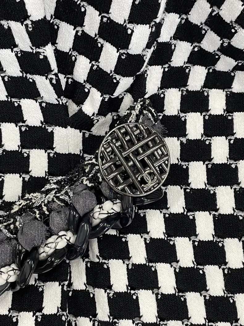 Chanel Chanel Black and white checkered chain knitted cardigan ja Size XXS / US 00 / IT 34 - 5 Thumbnail