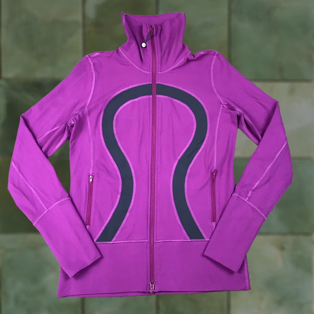 Lululemon Lululemon Stylish Designer Fitted Athletic Jacket 8 High Neck Zip Pockets Purple Women Athletic Zip Jacket Size M / US 6-8 / IT 42-44 - 1 Thumbnail