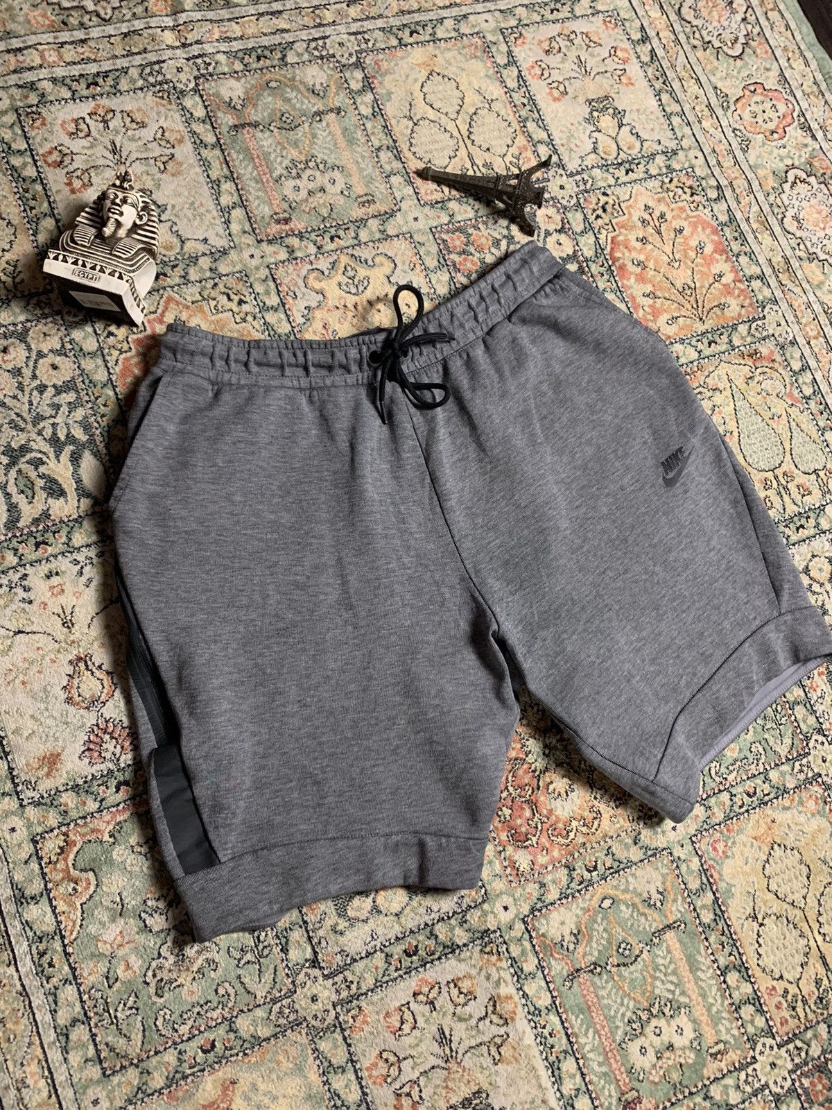 Nike × Vintage Nike Tech Fleece Y2K shorts Size US 34 / EU 50 - 4 Thumbnail