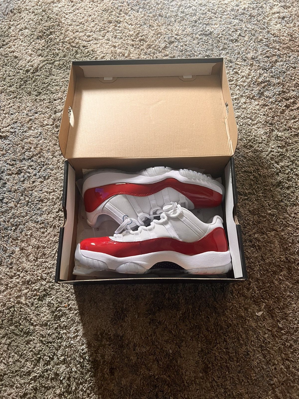 Jordan Brand × Nike Air Jordan 11 retro cherry low Size US 11 / EU 44 - 1 Thumbnail