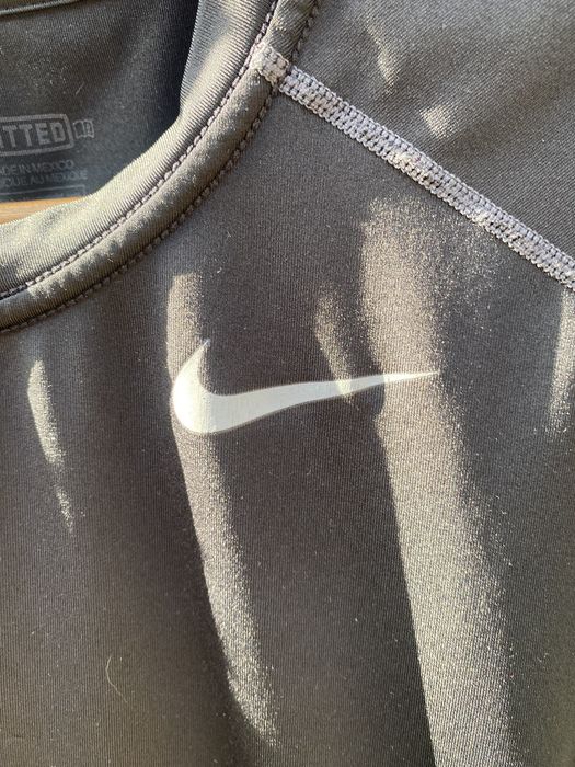 Nike Pro Combat Dri Fit Sleeveless Compression Tee (gray). Mens