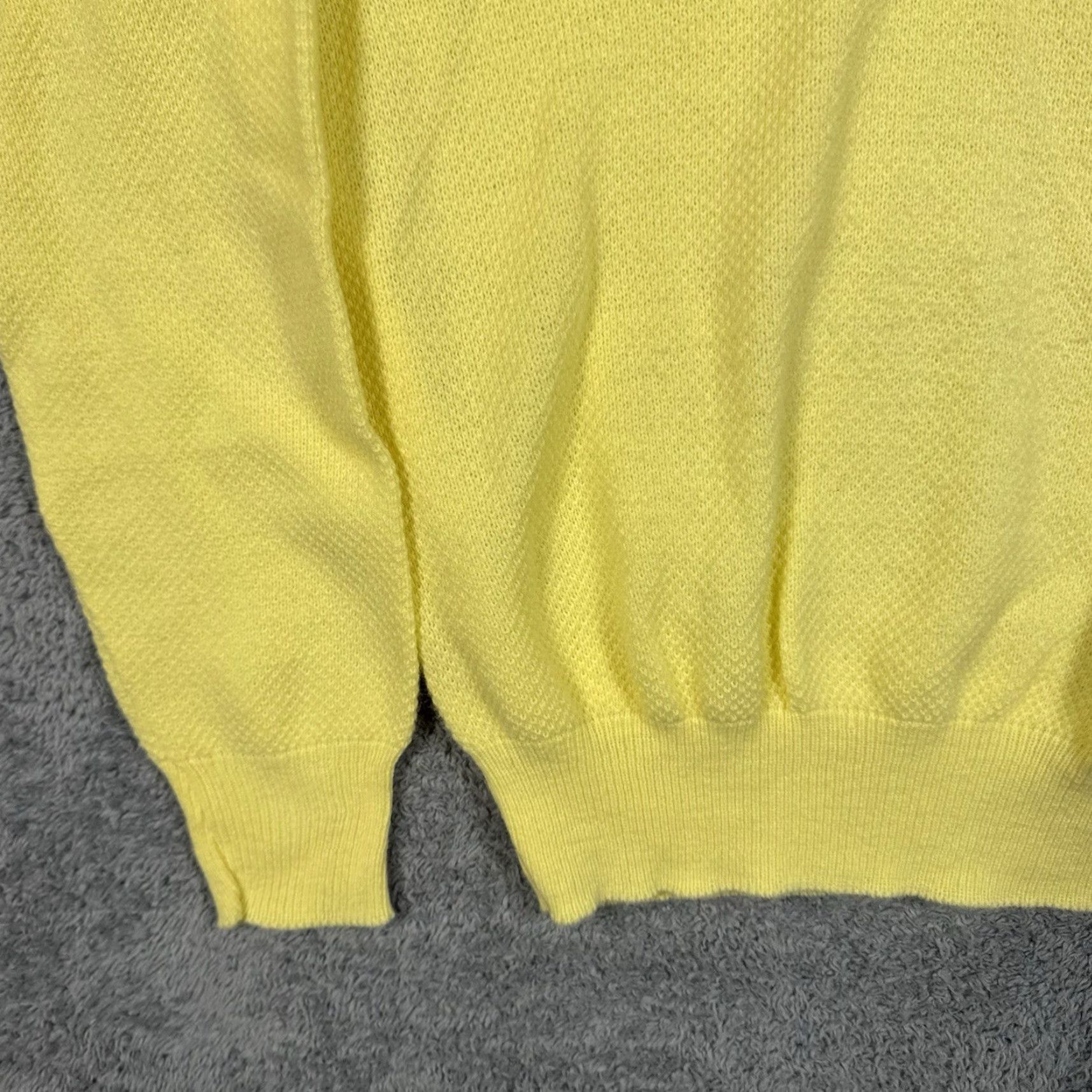 Izod VINTAGE Izod Lacoste Sweater Mens L Pullover V Neck Orlon Acrylic USA Made 80s Mens L Yellow Pullover Knit Logo 80s Mens Size US L / EU 52-54 / 3 - 4 Thumbnail
