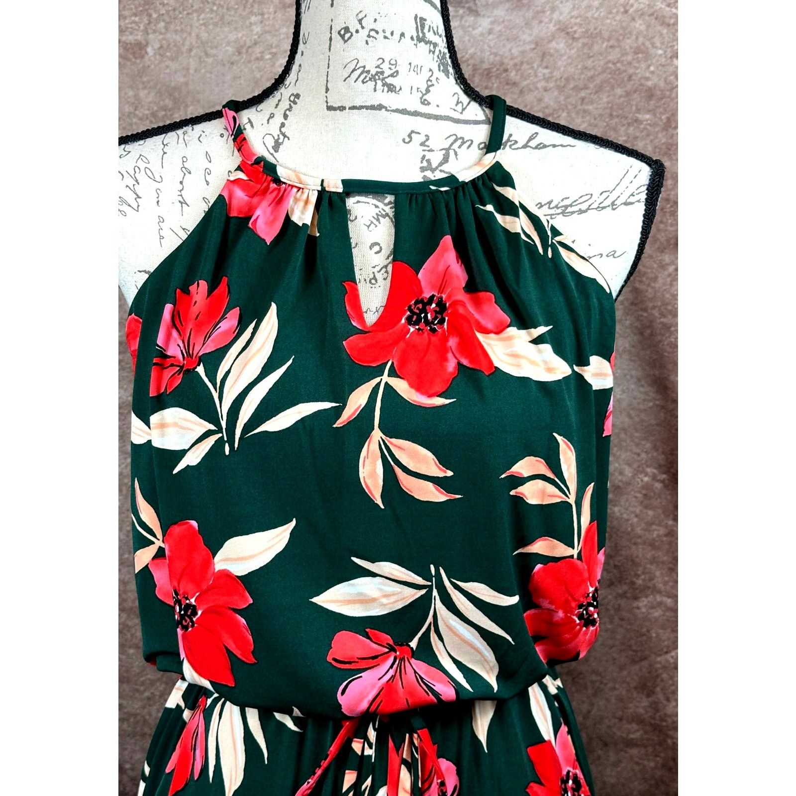 MAGGY LONDON Maggy London Floral Halter Neck Crop Jumpsuit Btrgrncrl 4 Size 27" / US 4 / IT 40 - 8 Thumbnail