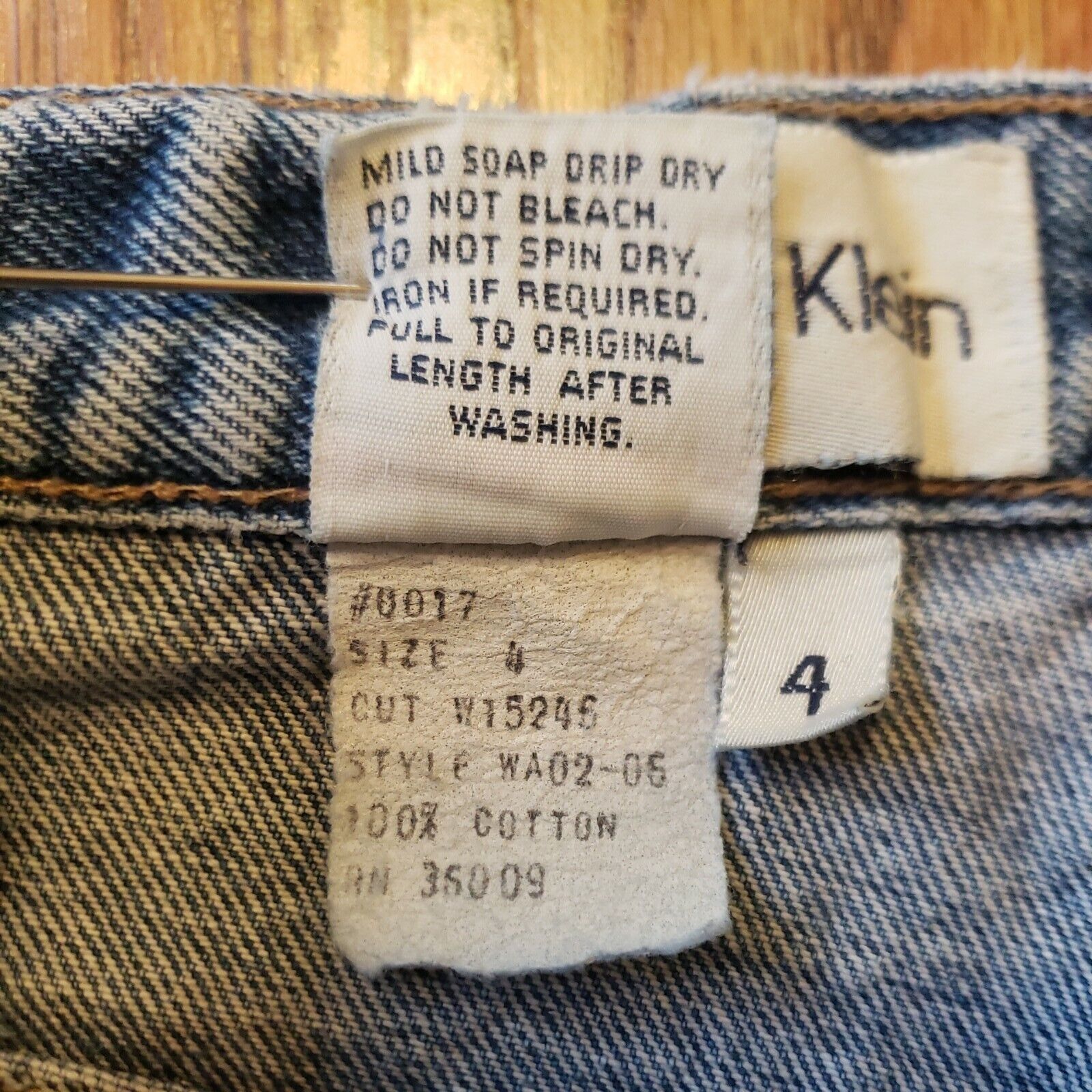 Calvin Klein Calvin Klein High Rise Jeans Womens 4 Stonewash Blue Vintage Size 27" / US 4 / IT 40 - 12 Thumbnail