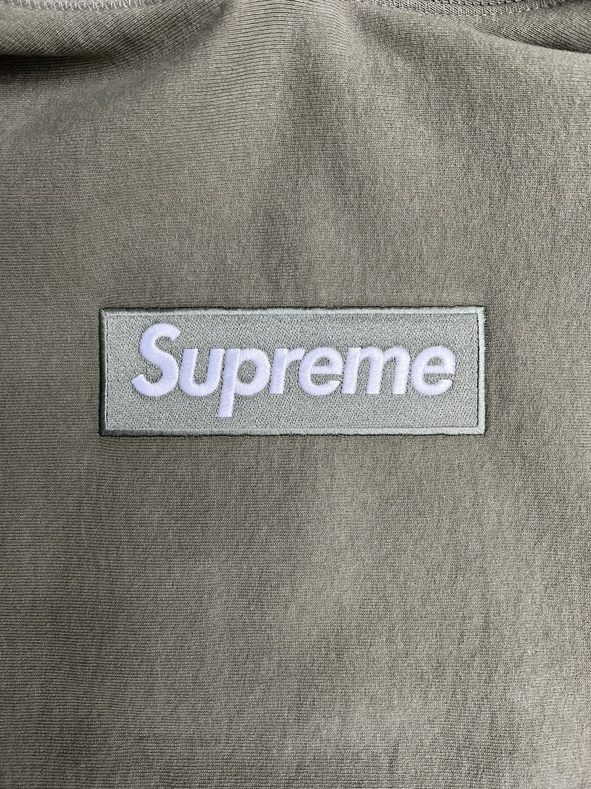 Supreme Supreme Box Logo Hoodie (FW25) Size US L / EU 52-54 / 3 - 2 Thumbnail