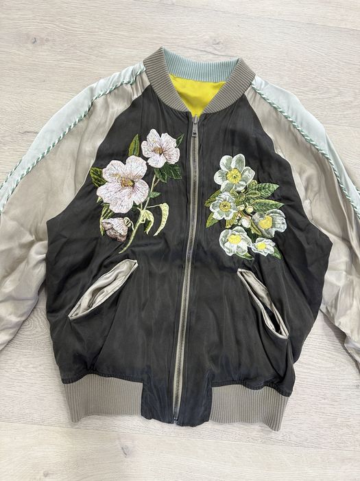 Gucci Spring 2003 souvenir jacket reversible kamasutra silk | Grailed