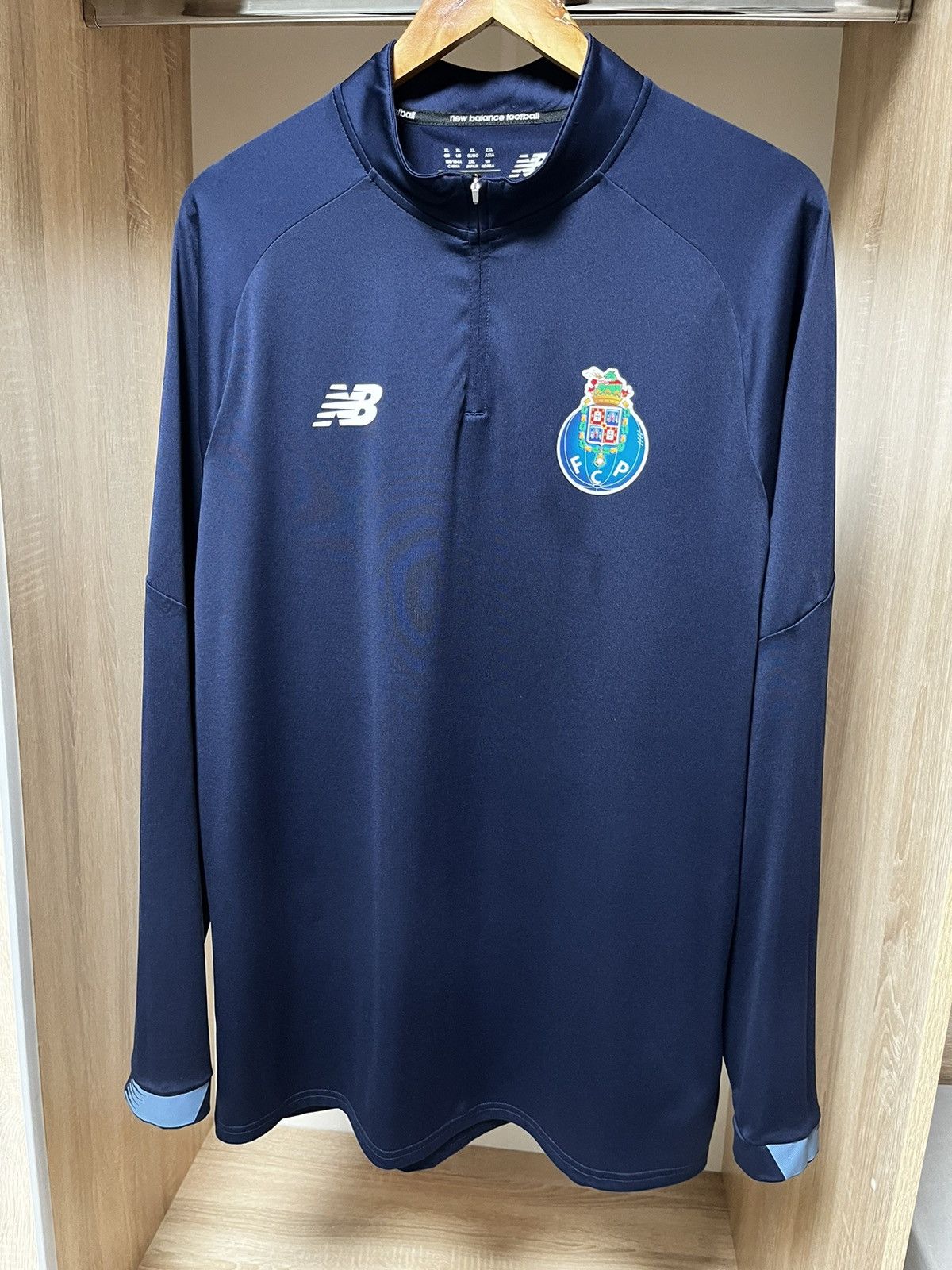 New Balance × Vintage ⚽️ FC PORTO SOCCER LONG SLEEVE KIT FOOTBALL STREETWEAR JERSEY Size US XXL / EU 58 / 5 - 5 Thumbnail