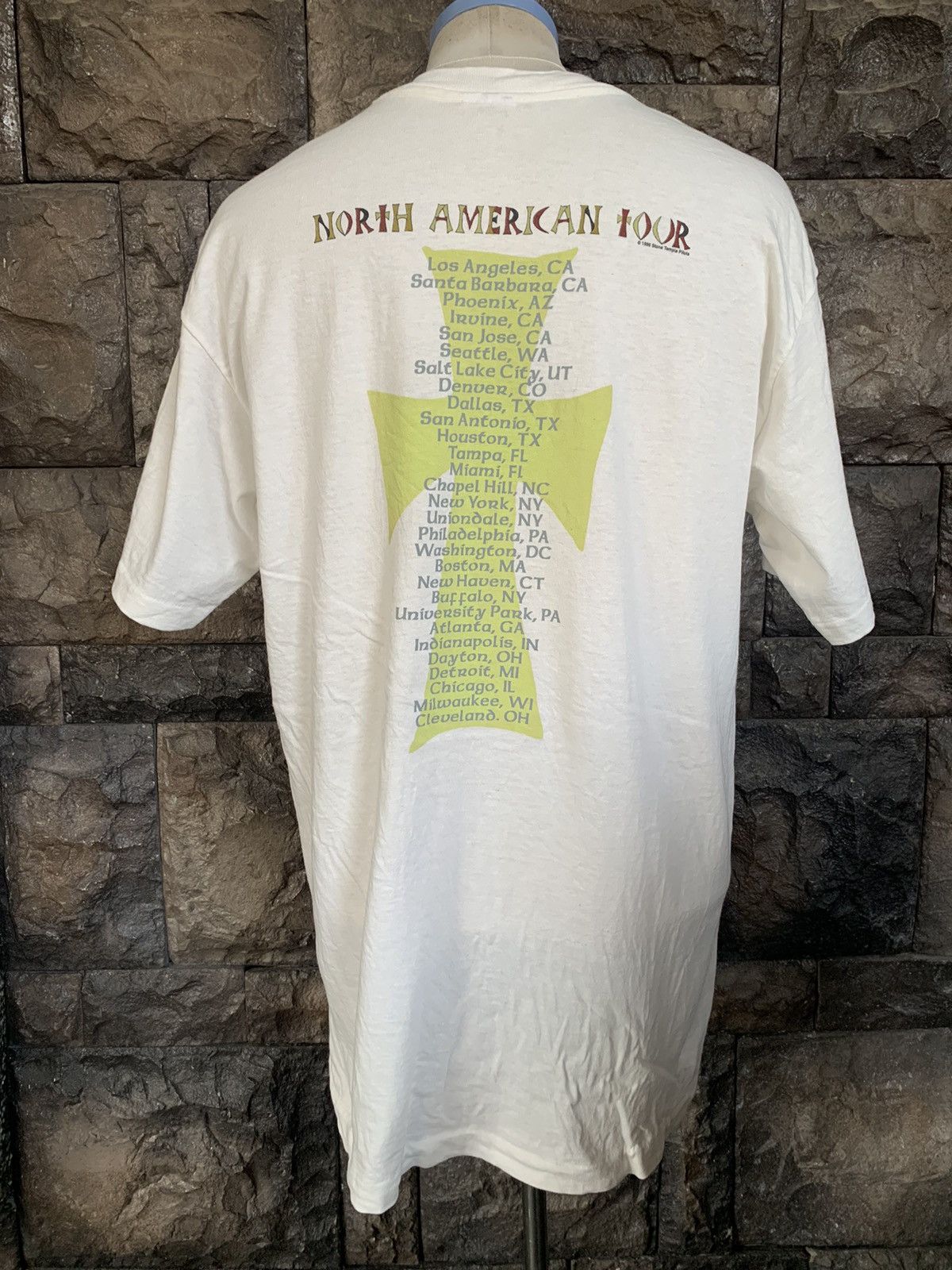 image of Band Tees x Rock T Shirt Vintage 90's Stone Temple Pilots North American Tour T Shirt in Cream (Siz