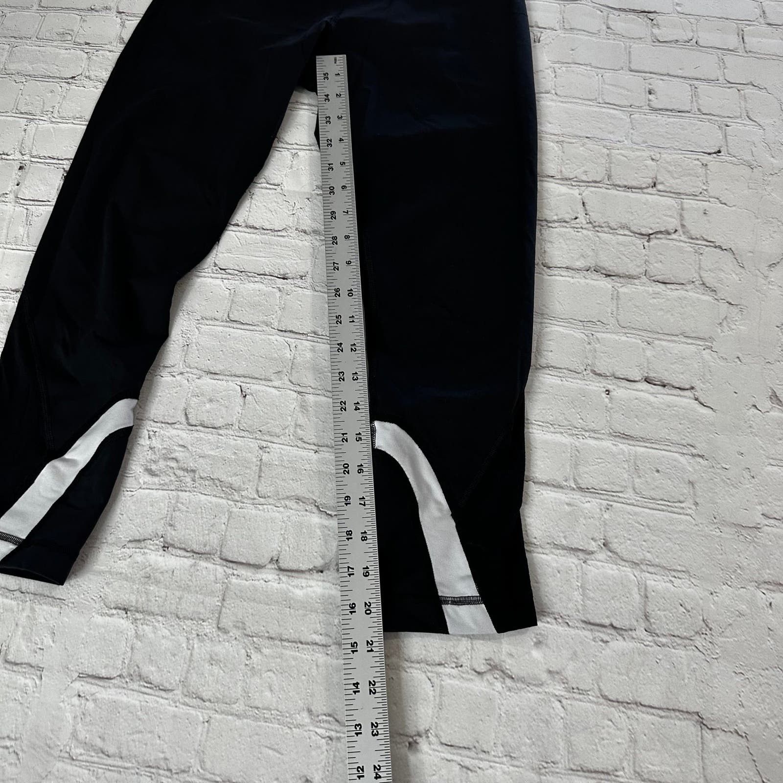 Lululemon lululemon leggings size 6 Size 28" / US 6 / IT 42 - 2 Thumbnail