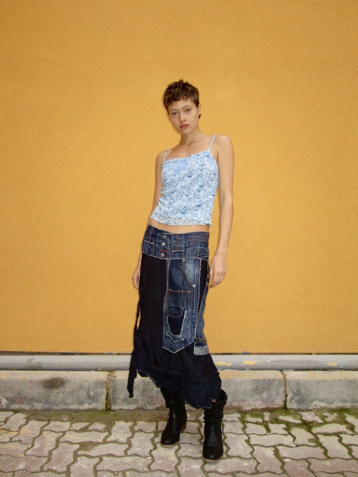 Marithe + Francois Girbaud Marithé & François Girbaud denim skirt Size 27" / US 4 / IT 40 - 2 Thumbnail