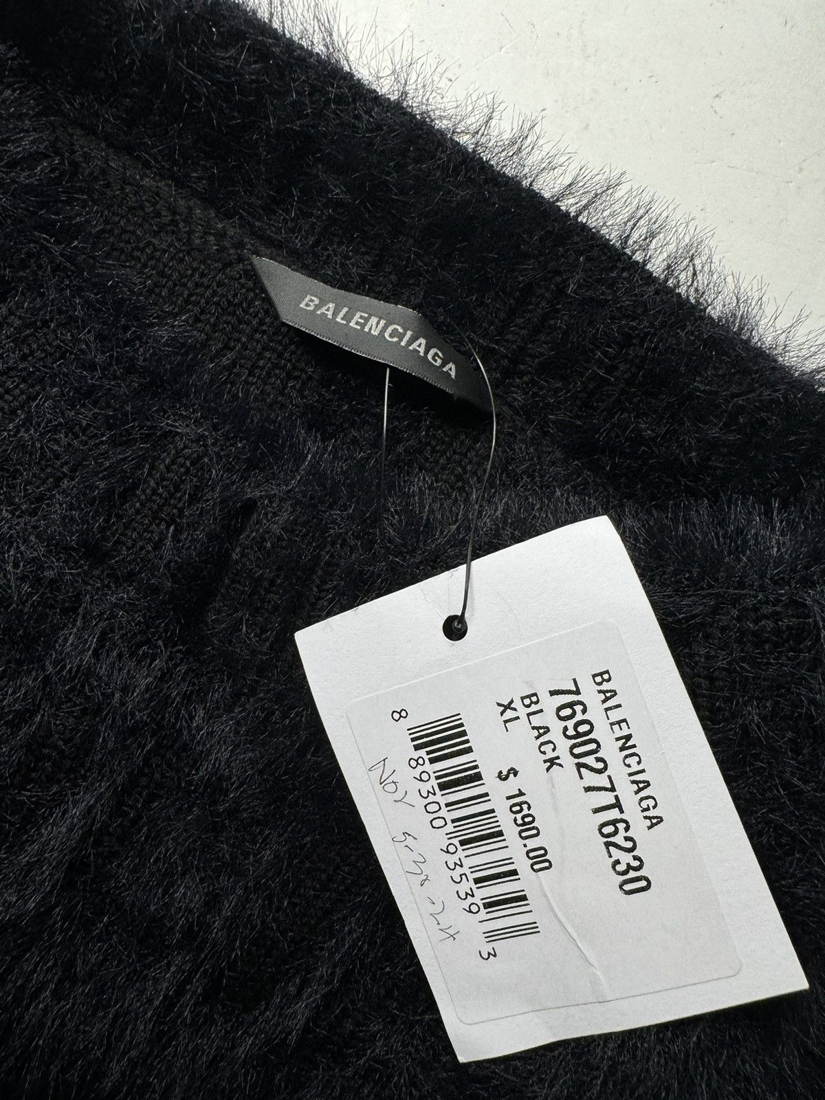 Balenciaga Balenciaga Women's Allover Furry Fitted Sweater Size XL / US 12-14 / IT 48-50 - 4 Thumbnail